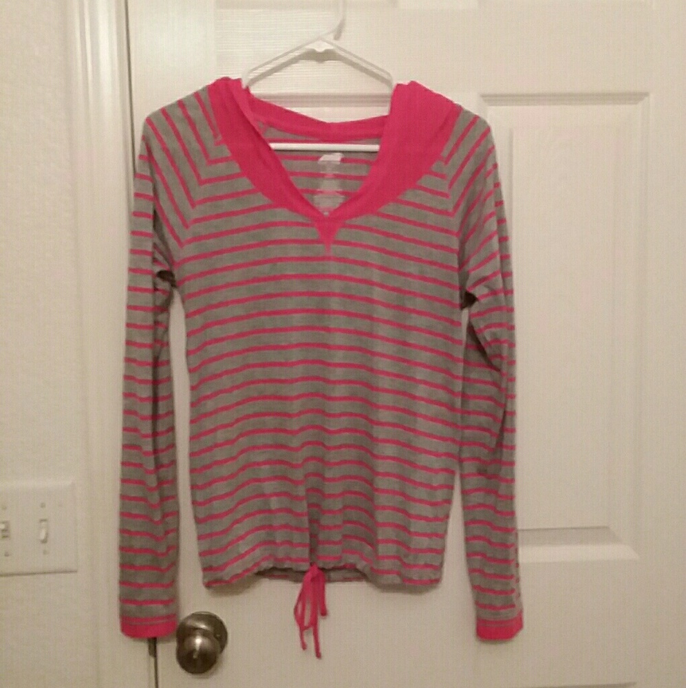 Avia long sleeve workout shirt